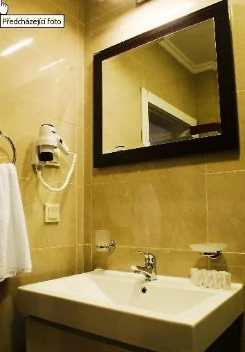 Dekor Hotel